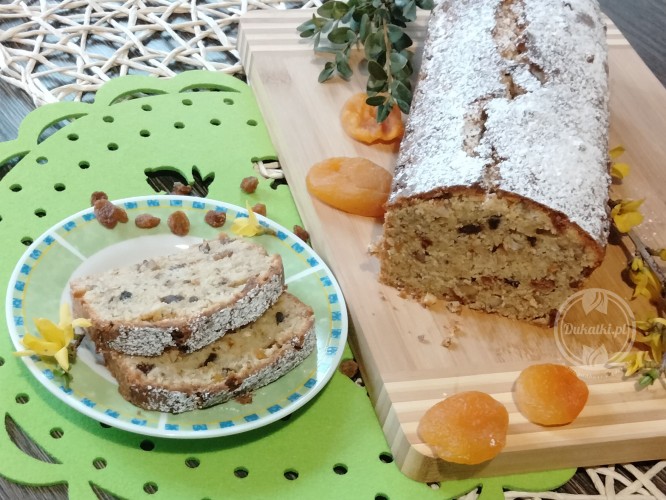 Keks królewski poleca się (nie tylko) na świąteczny stół